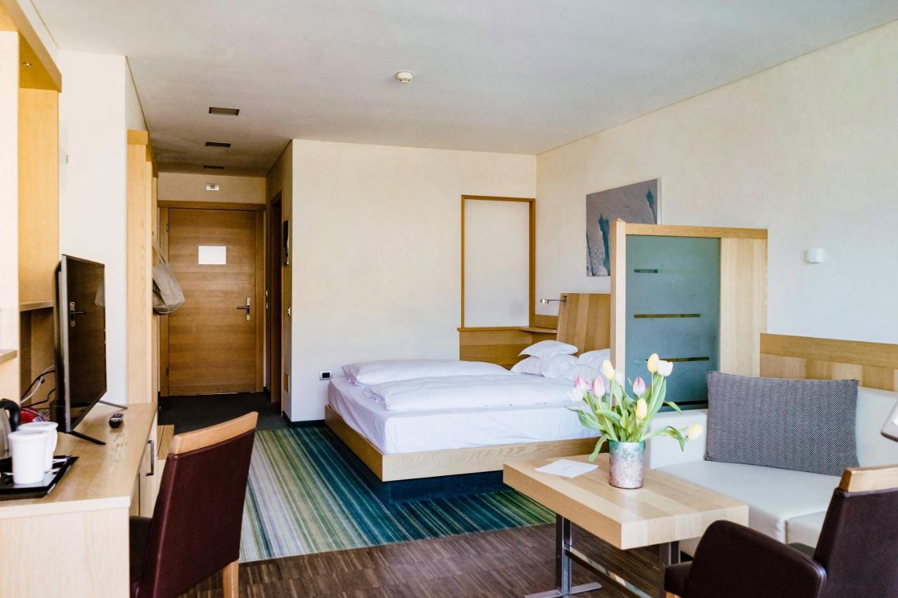 Superior Double Room,1247011747:JPEG