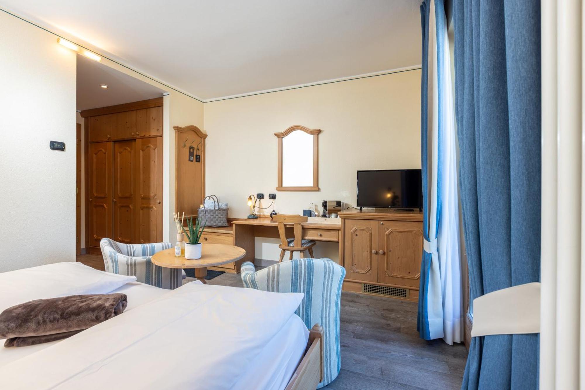 Double Room with Balcony,1686510159:JPEG
