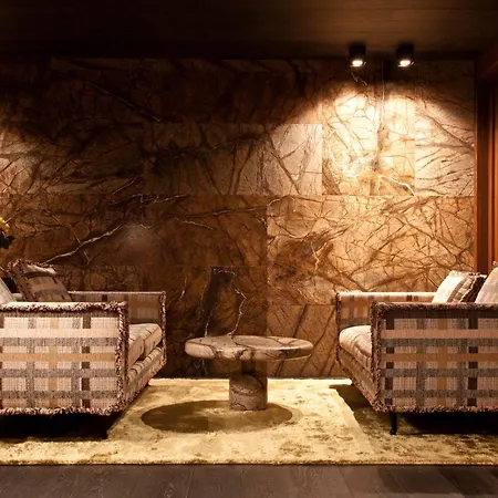 Alexander Charme Hotel-3